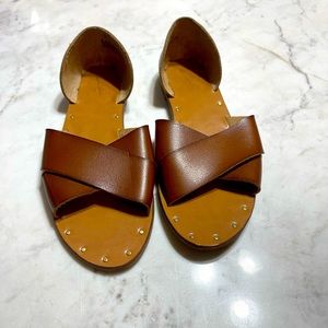 Universal Thread Womens Cross strap studded Sandal Brown 9